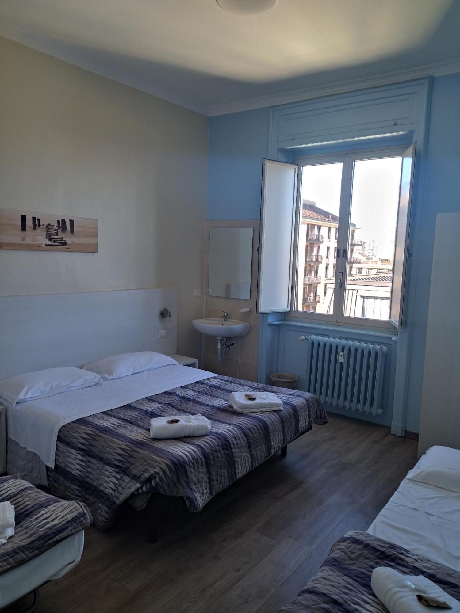 Hotel Kennedy Milan Bagian luar foto